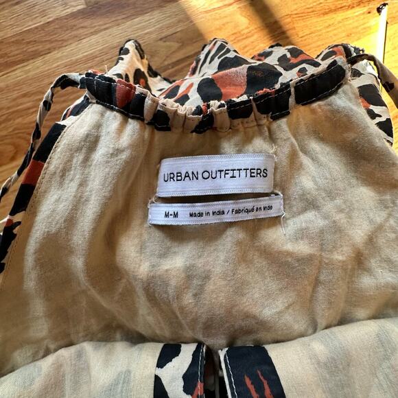 URBAN OUTFITTERS x Romper Short Sexy Animal Print Ruffled Size M - Picture 3 of 6